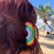 Ānuenue Bright Rainbow Hair Claw Anuenue