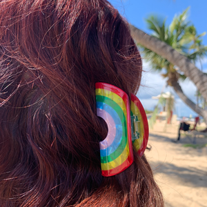 Ānuenue Bright Rainbow Hair Claw Anuenue
