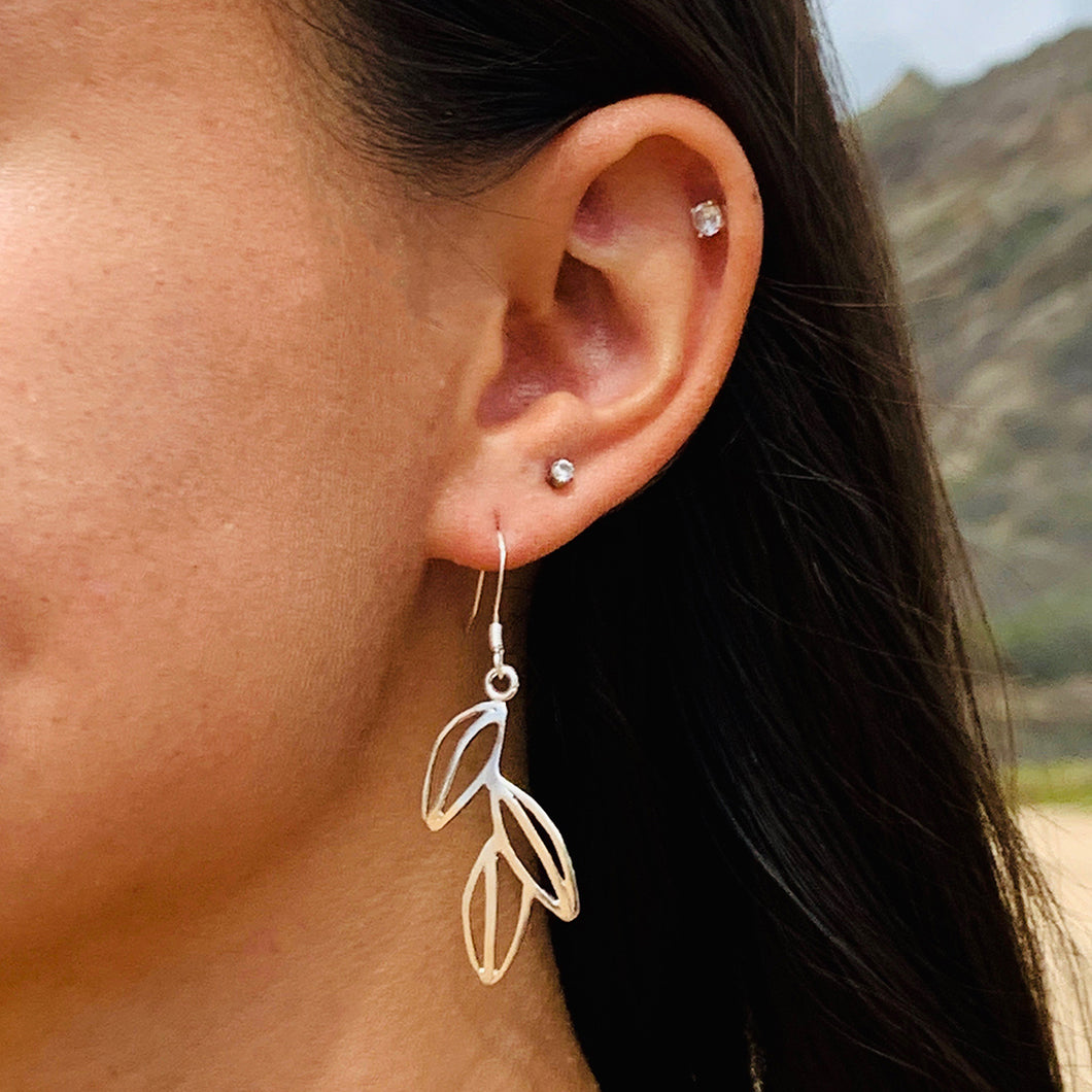 Maile Lau Nui Earrings (Sterling Silver) - Debby Sato Designs